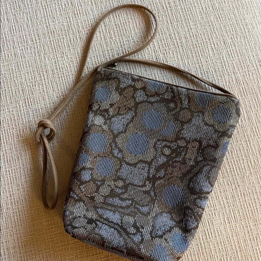Maruca small cross body bag. - Picture 2 of 7